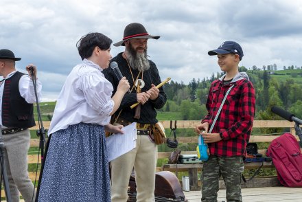 Wiślański Wygón Łowiec - pokaz gry na piszczałce